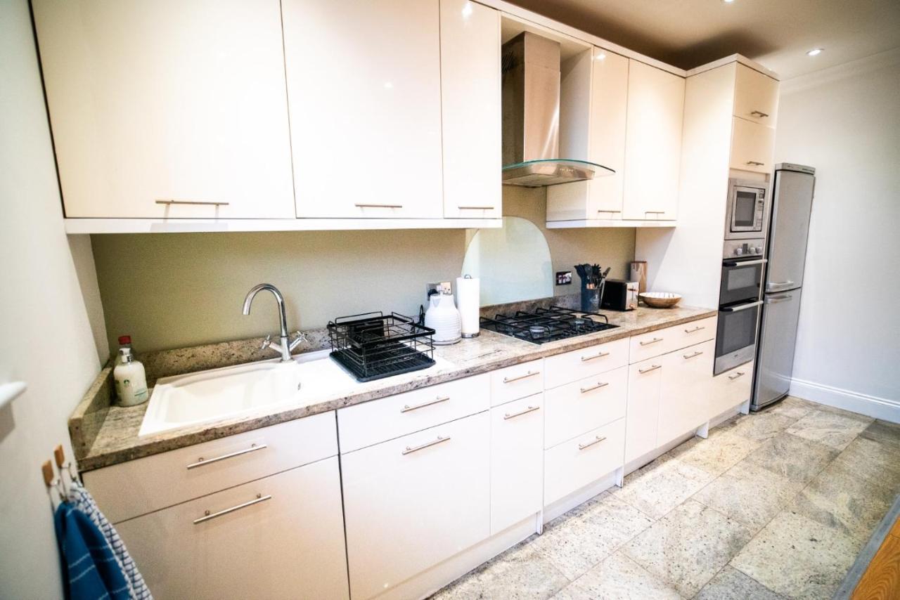 Stay With Serena Homes , One Bedroom Apartment Purley Ngoại thất bức ảnh